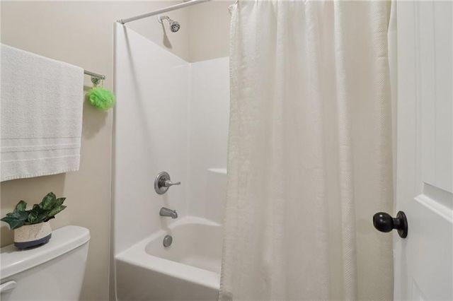 1001 Hartwell Road, Locust Grove, GA 30248