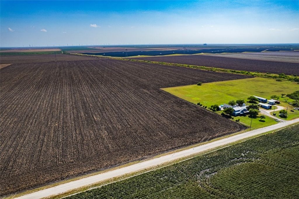 000 County Road 1214, Taft, TX 78390 — exterior