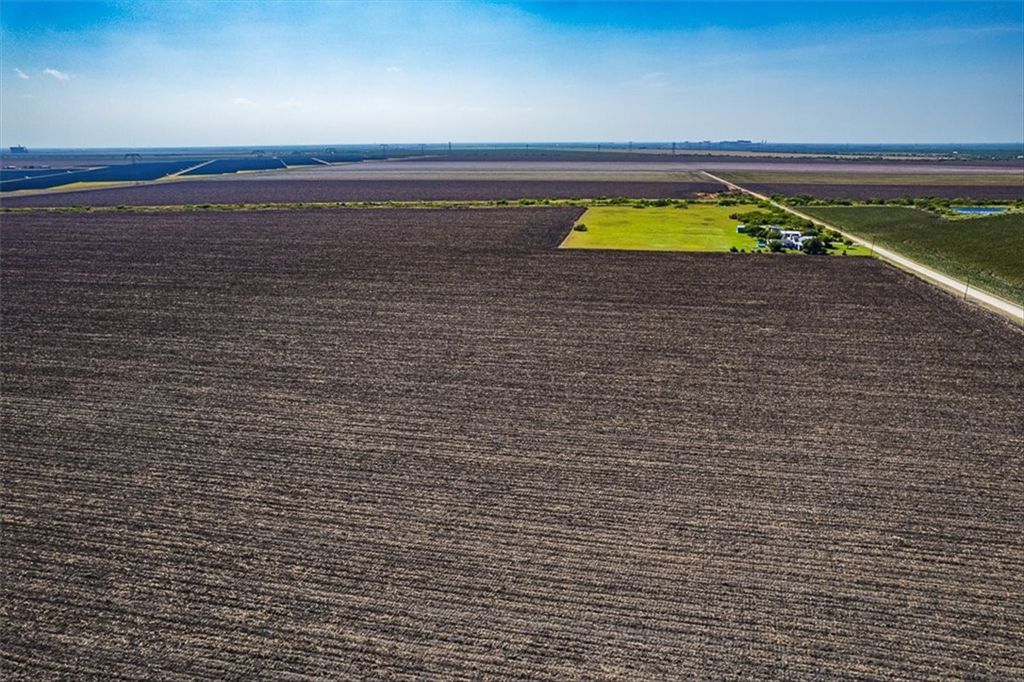 000 County Road 1214, Taft, TX 78390 — photo 4