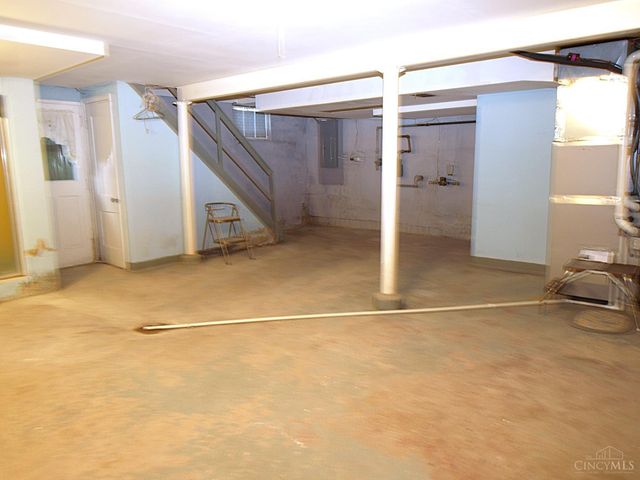 5553 Surrey Avenue, Green Twp, OH 45248