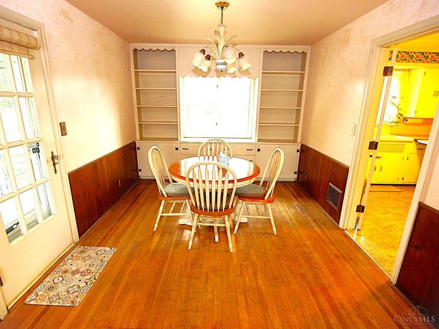 5553 Surrey Avenue, Green Twp, OH 45248