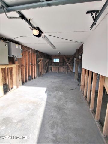 158 Big Hammock Point Road, Sneads Ferry, NC 28460