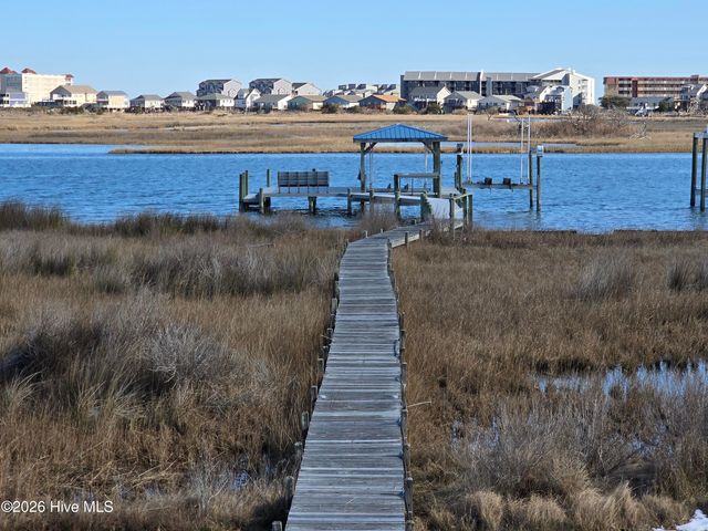 158 Big Hammock Point Road, Sneads Ferry, NC 28460