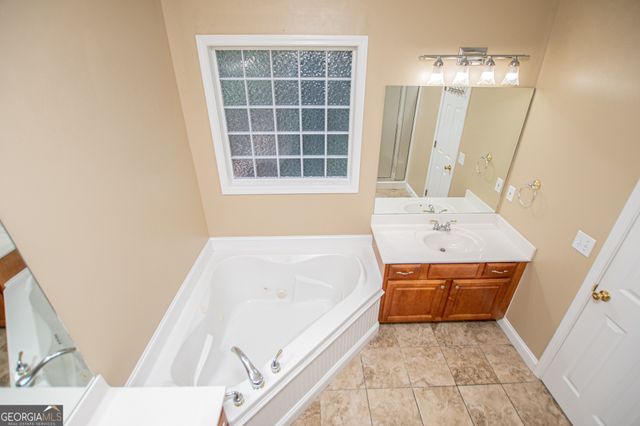 127 Greenfield Court, Carrollton, GA 30116