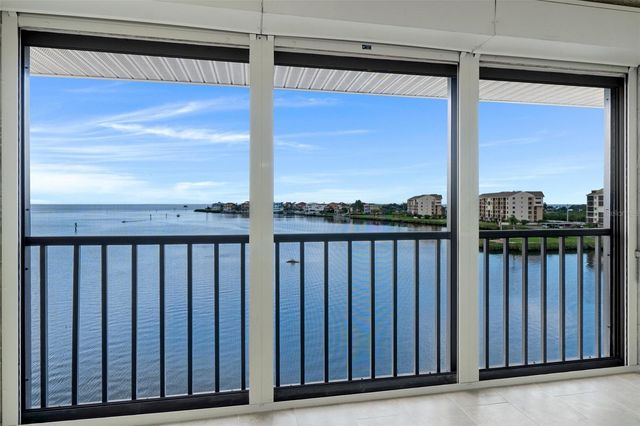 8211 BRENT STREET 843, Port Richey, FL 34668