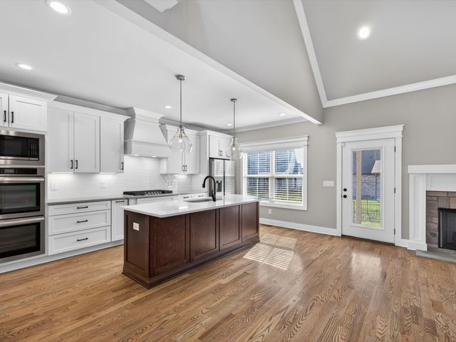 1026 Gadwall Lane, Spring Hill, TN 37174