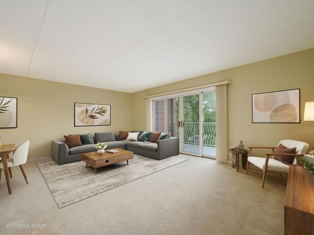 7071 W TOUHY Avenue 408, Niles, IL 60714