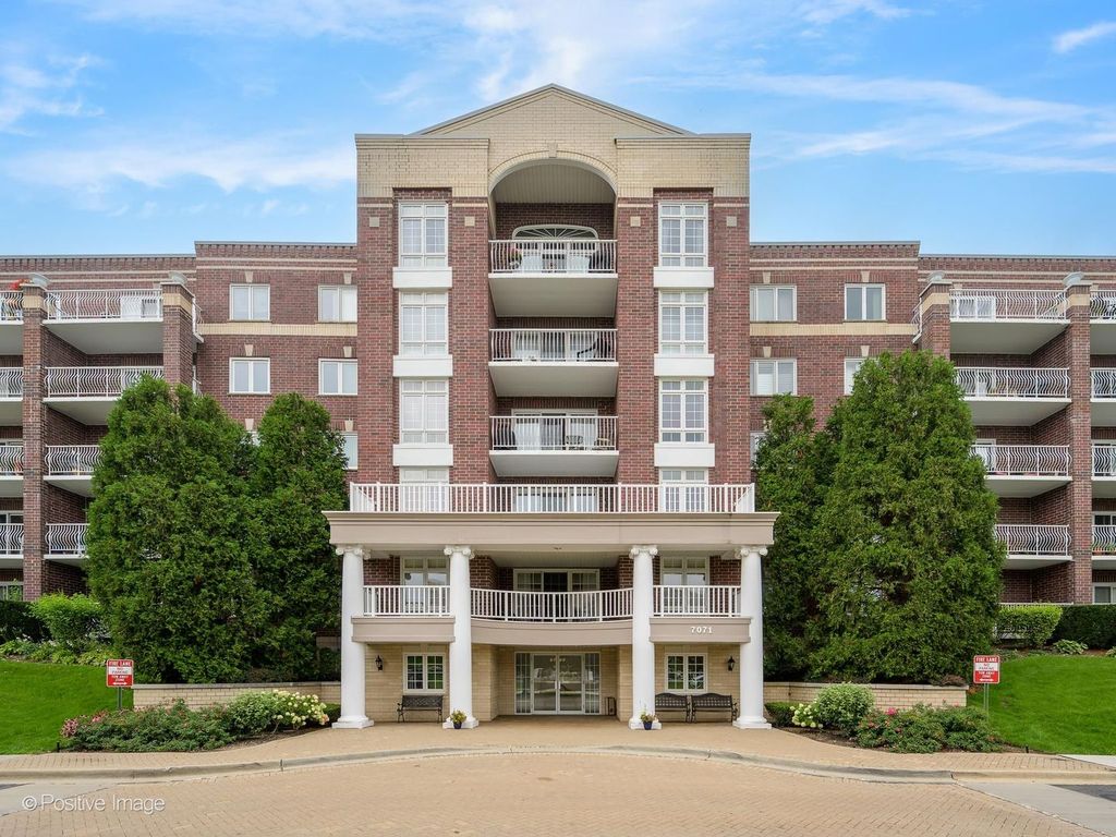 7071 W TOUHY Avenue 408, Niles, IL 60714 — photo 3