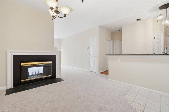 230 College Pl Apt 222, Norfolk, VA 23510