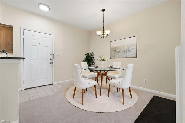 230 College Pl Apt 222, Norfolk, VA 23510