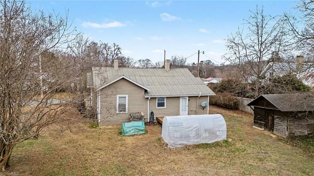 141 W Noell Avenue, Denton, NC 27239