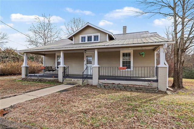 141 W Noell Avenue, Denton, NC 27239