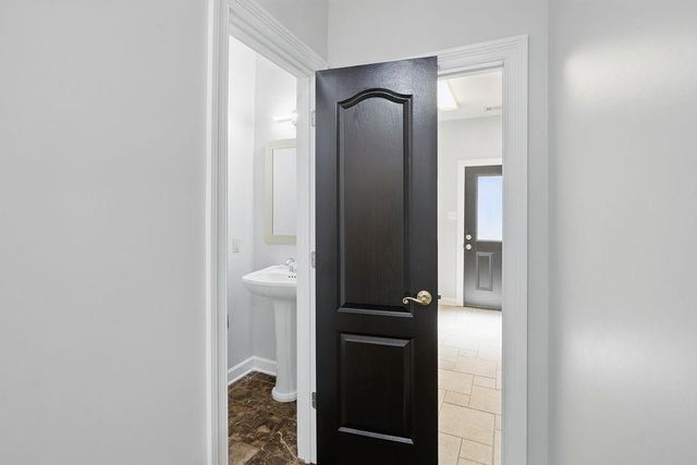 4041 HADLEY DR, Bartlett, TN 38133