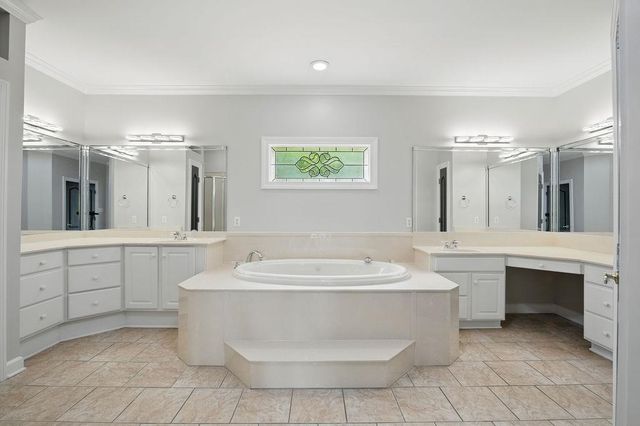 4041 HADLEY DR, Bartlett, TN 38133