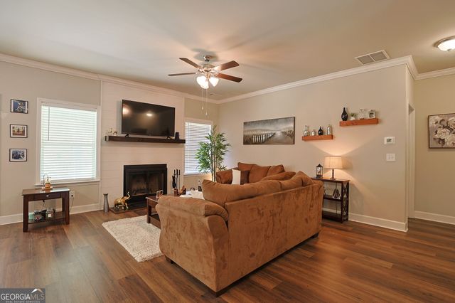 20 Hawthorn Lane, Covington, GA 30014