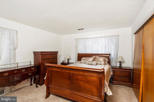 190 ROBBINS-EDINBURG RD, Robbinsville, NJ 08691