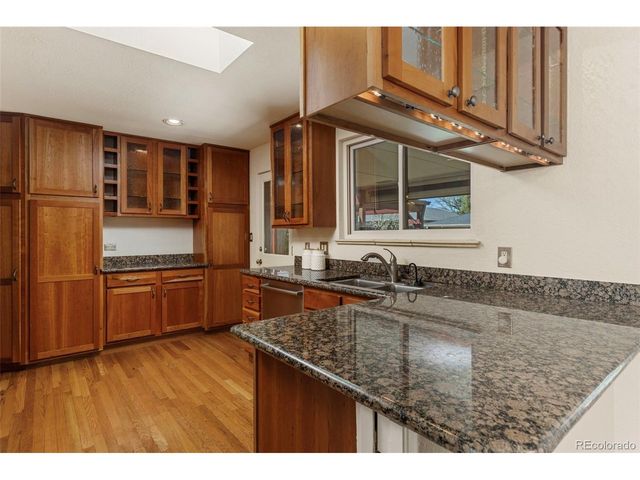 221 Magnolia St, Denver, CO 80220