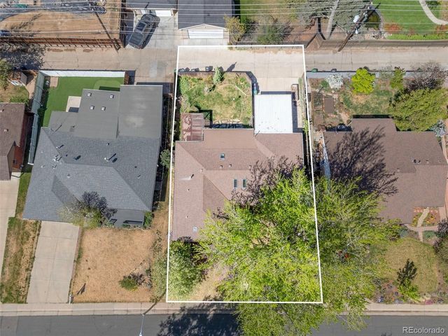 221 Magnolia St, Denver, CO 80220