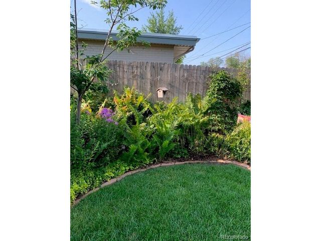 221 Magnolia St, Denver, CO 80220