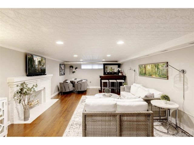 5525 E 17th Avenue Pkwy, Denver, CO 80220