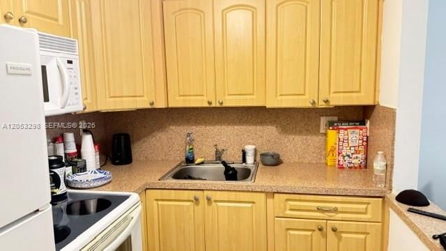 17570 Atlantic Boulevard 105, Sunny Isles Beach, FL 33160