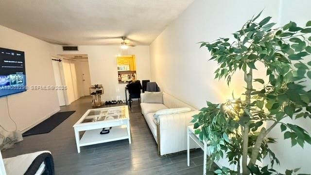 17570 Atlantic Boulevard 105, Sunny Isles Beach, FL 33160
