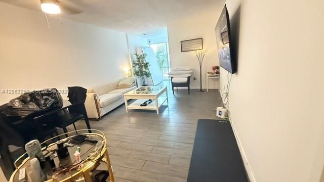 17570 Atlantic Boulevard 105, Sunny Isles Beach, FL 33160