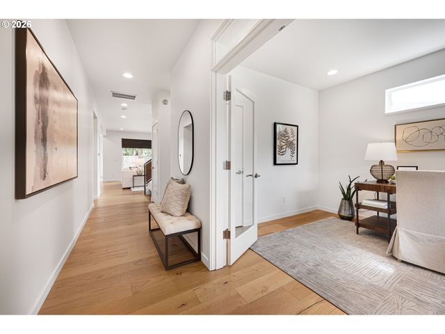 4942 Ne 35TH Ave, Portland, OR 97211