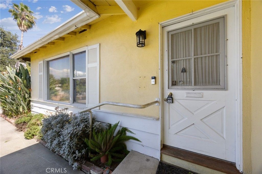 1460 N ALDENVILLE Avenue, Covina, CA 91722 — photo 4