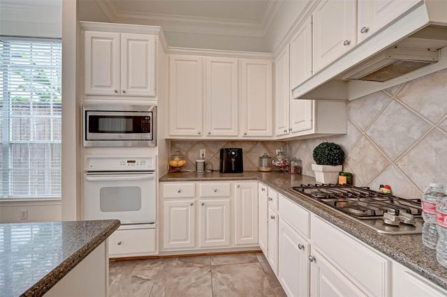 5917 Dolores Street D, Houston, TX 77057