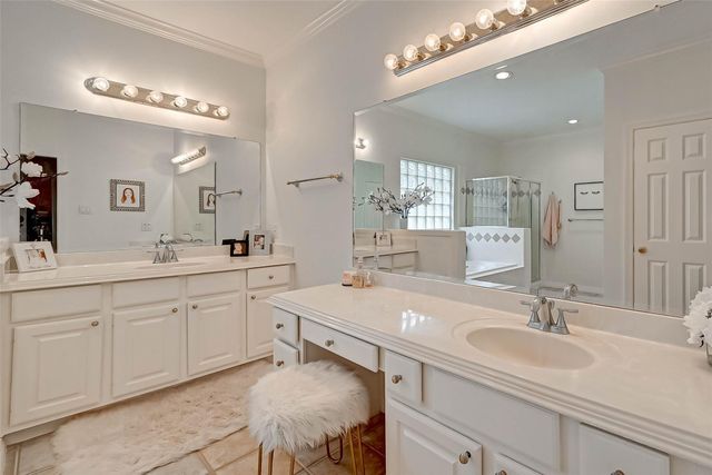 5917 Dolores Street D, Houston, TX 77057