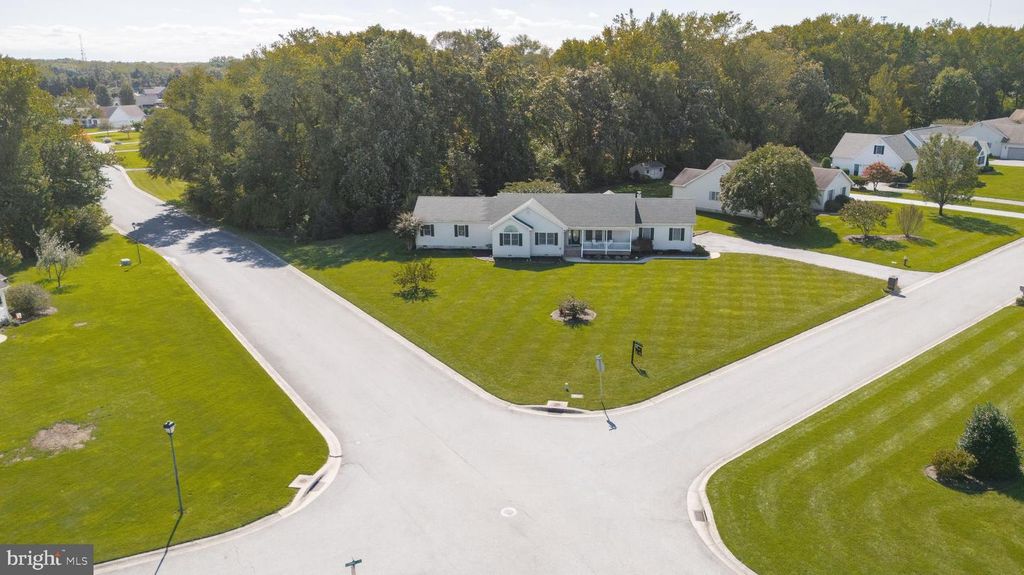 74 CONNIE LN, Dover, DE 19901