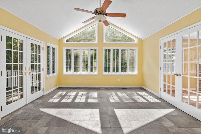 14 GREENWAY CIR, Fairless Hills, PA 19030