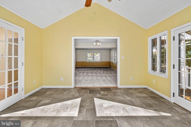 14 GREENWAY CIR, Fairless Hills, PA 19030