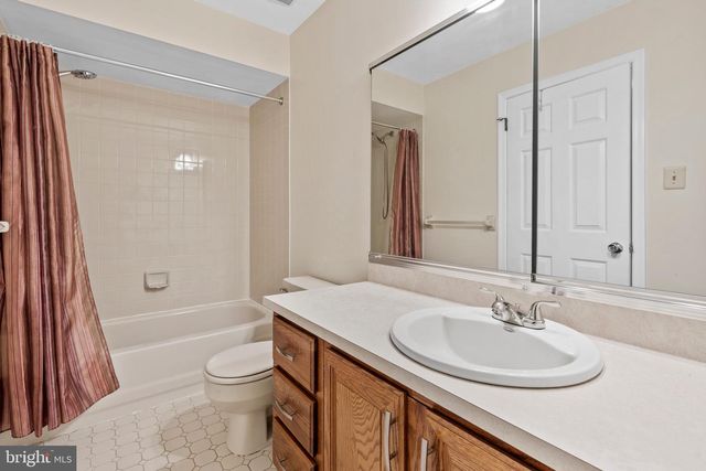 14 GREENWAY CIR, Fairless Hills, PA 19030