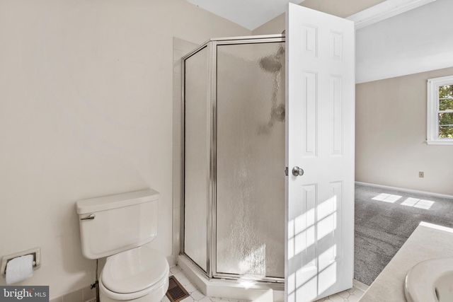 14 GREENWAY CIR, Fairless Hills, PA 19030