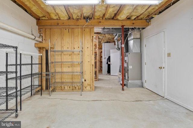 14 GREENWAY CIR, Fairless Hills, PA 19030