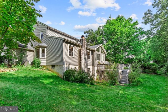 14 GREENWAY CIR, Fairless Hills, PA 19030