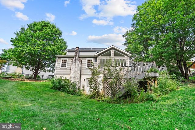 14 GREENWAY CIR, Fairless Hills, PA 19030