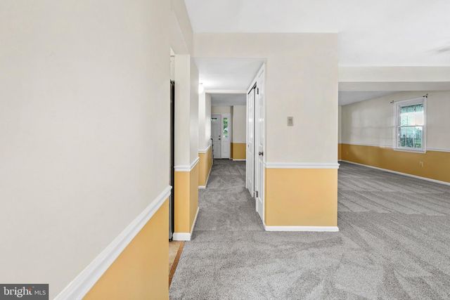 14 GREENWAY CIR, Fairless Hills, PA 19030
