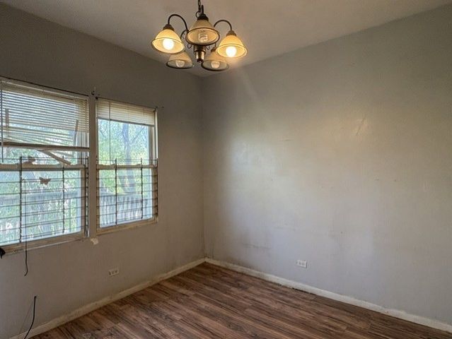 8711 S Exchange Avenue, Chicago, IL 60617