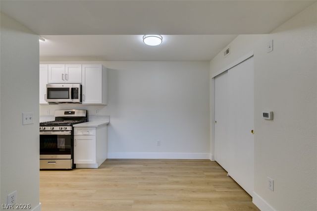 7885 West Flamingo Road 1130, Las Vegas, NV 89147