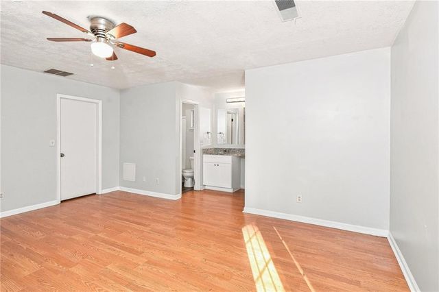 1515 Captain Thomas Court, Marietta, GA 30066