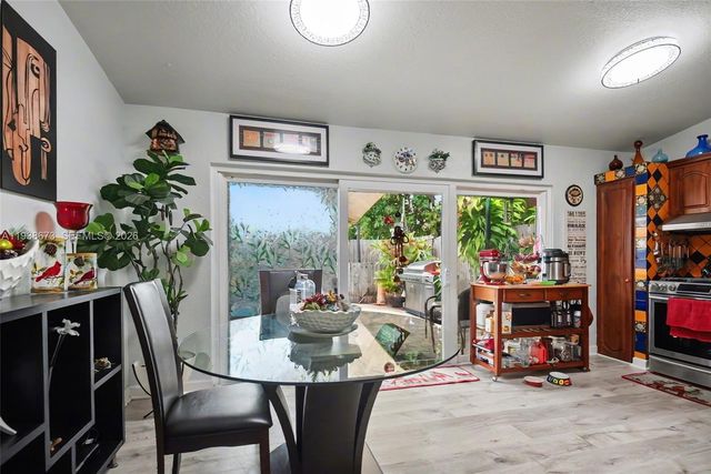 13574 SW 49th Ln, Miami, FL 33175