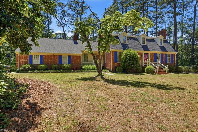 15402 New Towne Haven LN, Carrollton, VA 23314