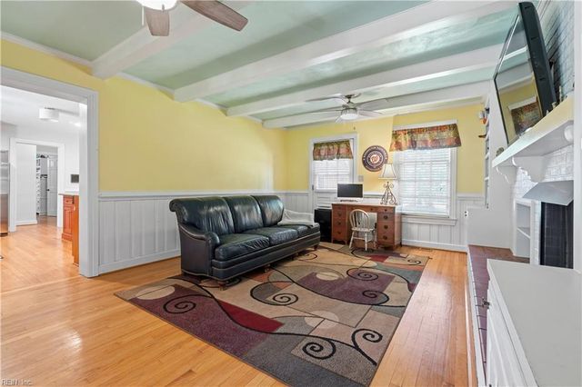 15402 New Towne Haven LN, Carrollton, VA 23314