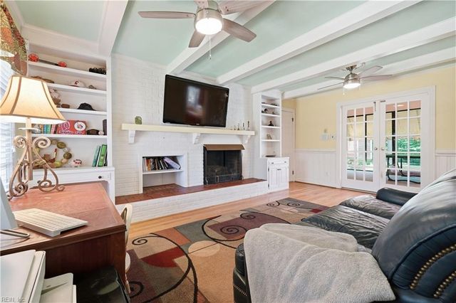 15402 New Towne Haven LN, Carrollton, VA 23314