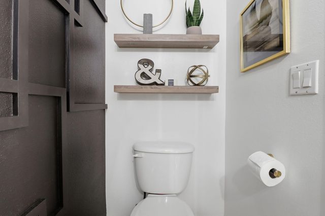 9069 Tremezzo Lane, Boynton Beach, FL 33472