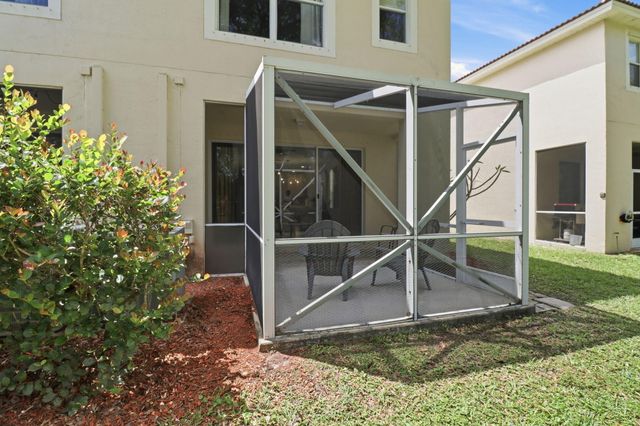 9069 Tremezzo Lane, Boynton Beach, FL 33472