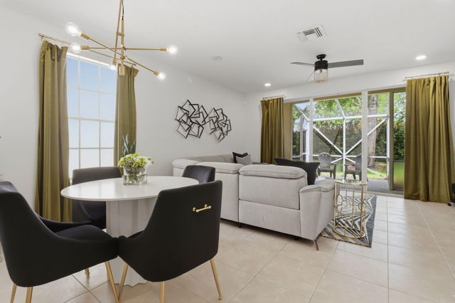 9069 Tremezzo Lane, Boynton Beach, FL 33472